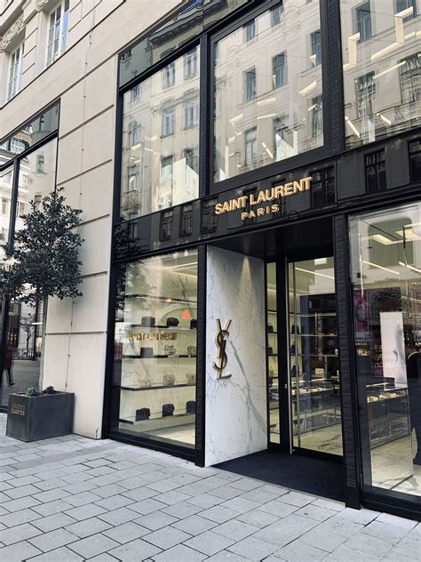 boutiques yves saint laurent paris|yves st laurent site officiel.